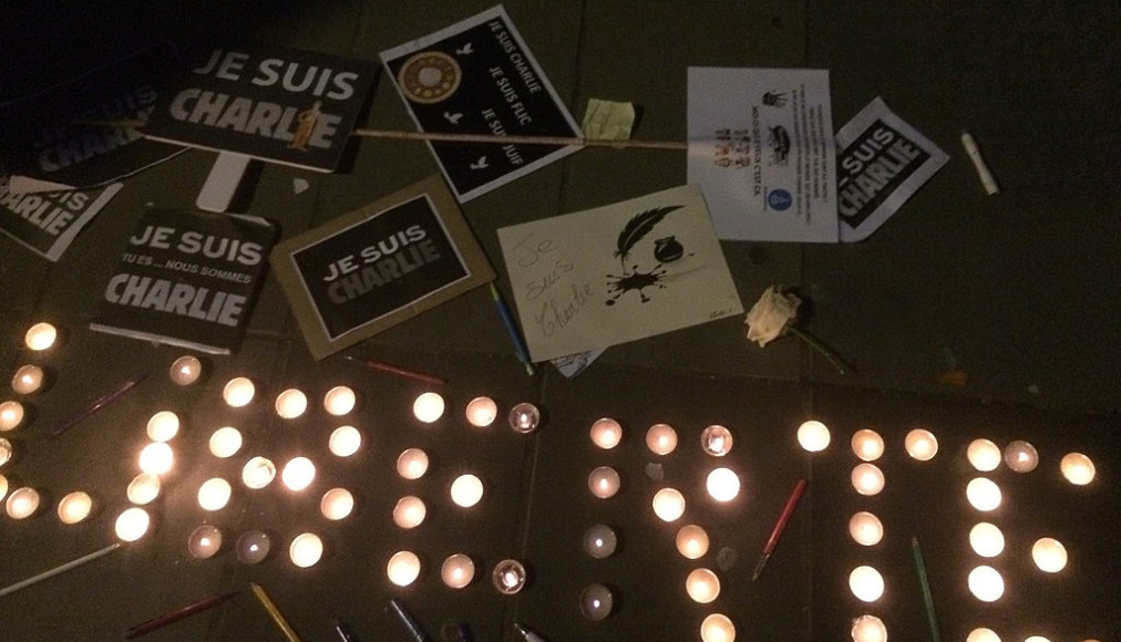 Dix ans après, Charlie Hebdo commémore l’attentat / ©Greg Wolf, Paris, France, CC BY 2.0 Wikimedia Commons