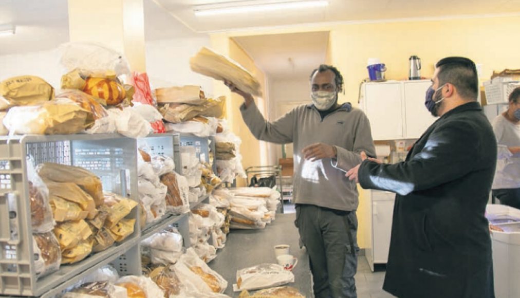 Collectif Partage a soutenu plus de 5000 personnes dans les montagnes neuchâteloises en distribuant des produits alimentaires. / © Collectif Partage