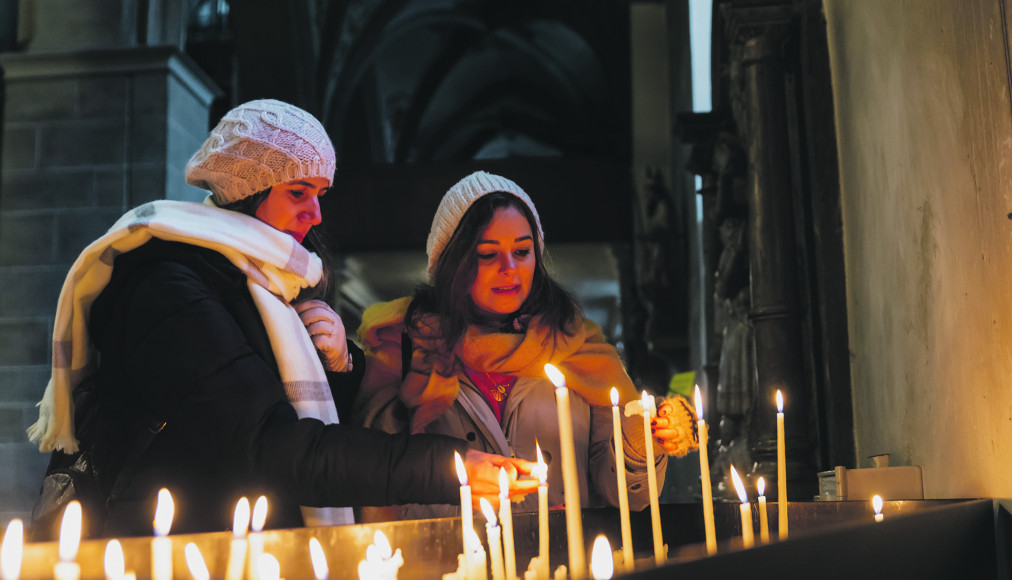 Au culte, les fidèles ont froid / ©iStock