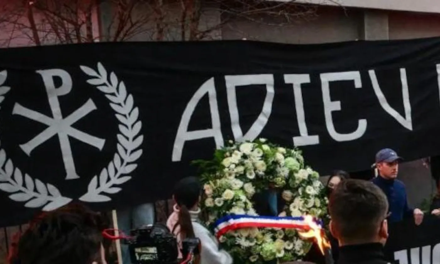 Pourquoi lʹultradroite instrumentalise-t-elle des signes chrétiens?