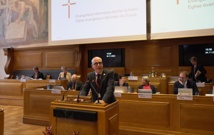 Gilles Cavin, l’ancien président des protestants valaisans, a été élu à Berne, ce lundi 4 novembre, président du Synode (Parlement) de l’Eglise évangélique réformée de Suisse. / EERS