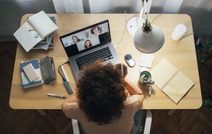 Télétravail: quels bons réflexes adopter? / ©iStock/FreshSplash